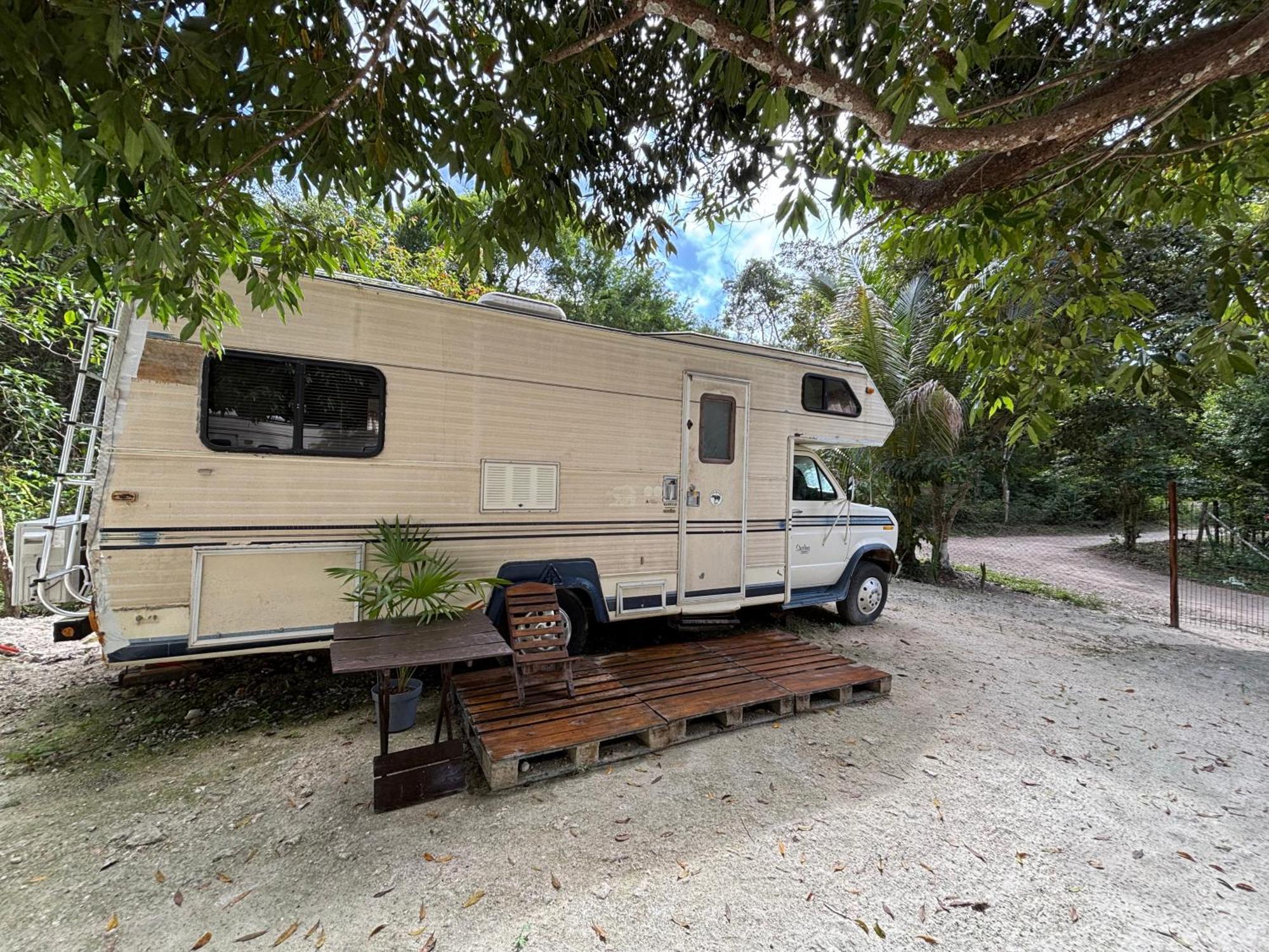 Momotoh Camper * Xpujil